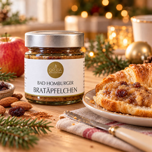 Bad Homburger Bratäpfelchen mit Croissant und Apfel-Mandel-Aufstrich auf einer weihnachtlichen Frühstückstafel