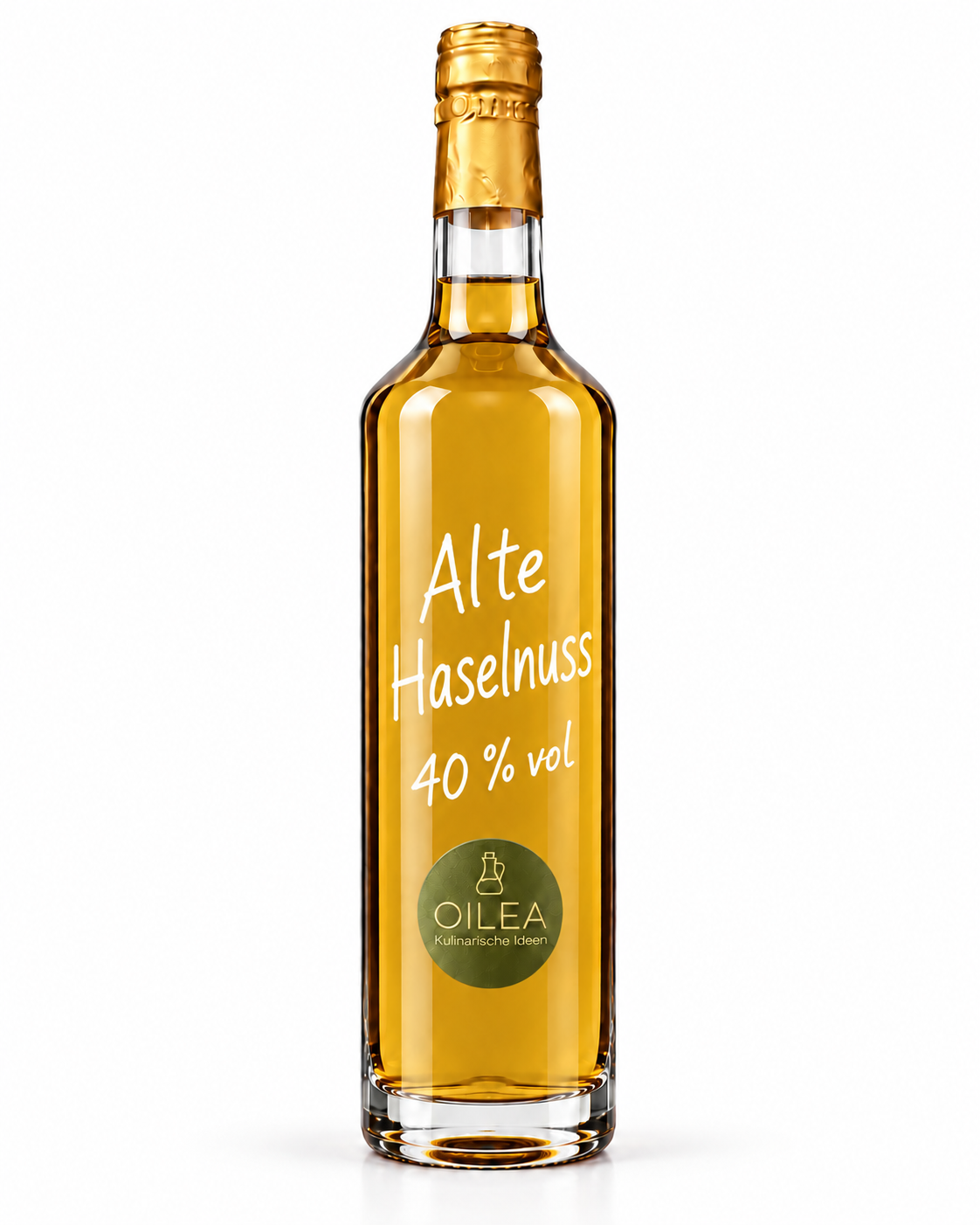 Alte Haselnuss 40 % vol mit klarer goldener Füllung in der OILEA-Geradhalsflasche auf weißem Hintergrund
