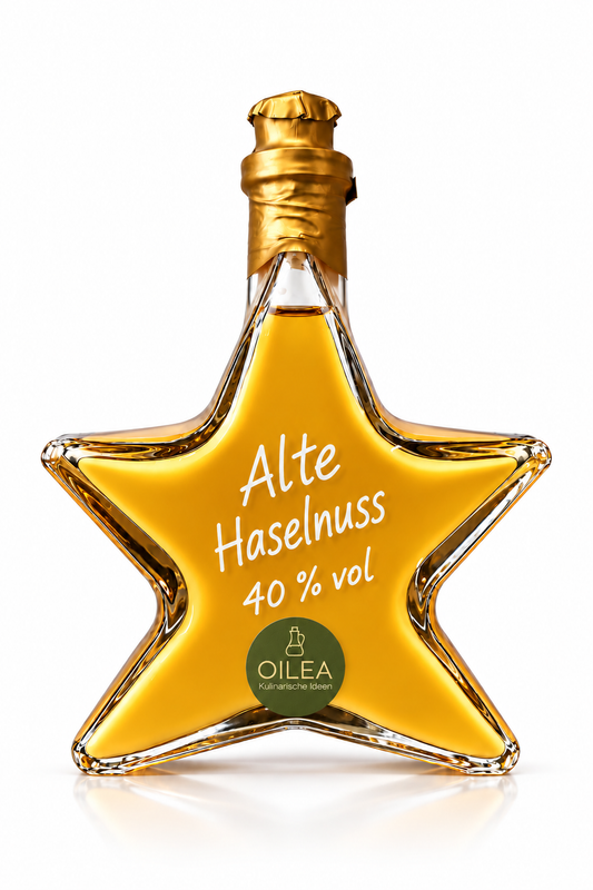 Alte Haselnuss 40 % vol in der OILEA-Sternflasche mit 200 ml, goldfarbenem Verschluss und olivgrünem OILEA-Aufkleber auf weißem Hintergrund