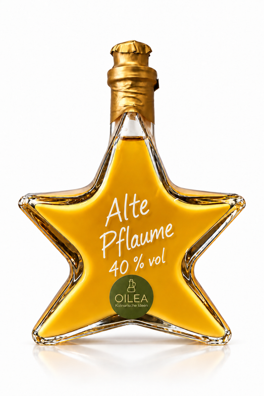 Alte Pflaume 40 % vol in der OILEA-Sternflasche mit 200 ml, goldfarbenem Verschluss und olivgrünem OILEA-Aufkleber auf weißem Hintergrund