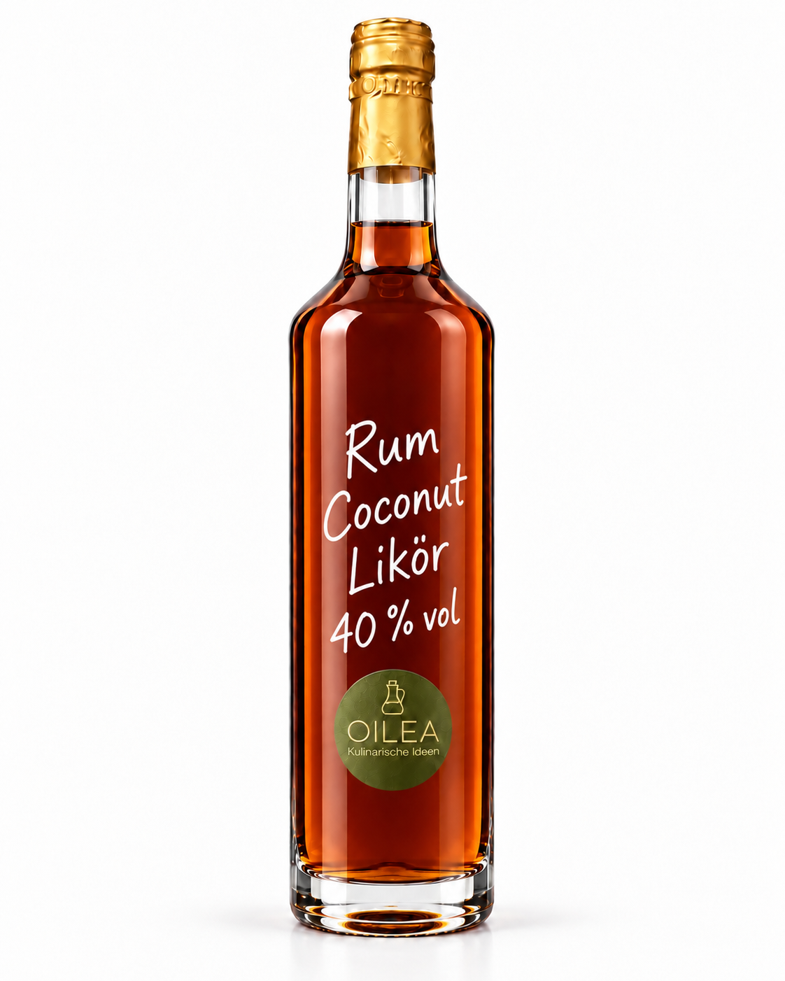 Rum Coconut Likör 40 % vol mit dunkel bernsteinfarbener Füllung in der OILEA-Geradhalsflasche auf weißem Hintergrund