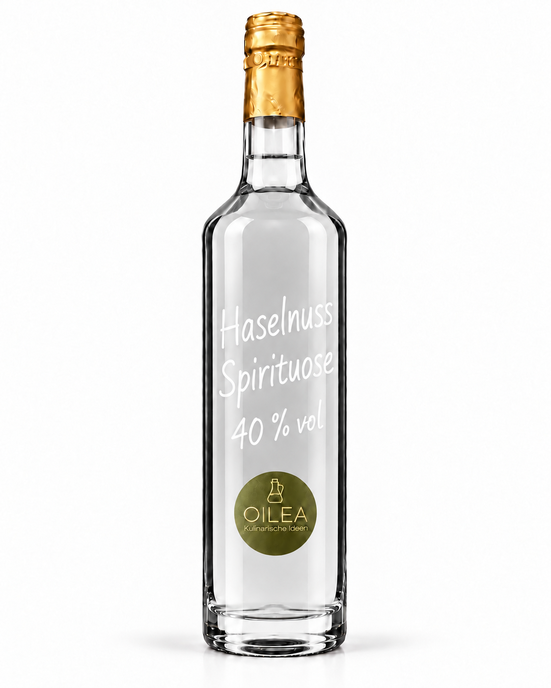 Wajos Haselnuss Spirituose 40 % vol in der OILEA-Geradhalsflasche auf weißem Hintergrund