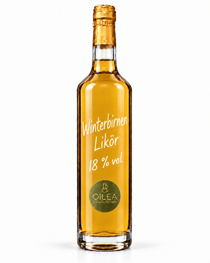 Winterbirnen Likör 18 % vol in der OILEA-Geradhalsflasche auf weißem Hintergrund